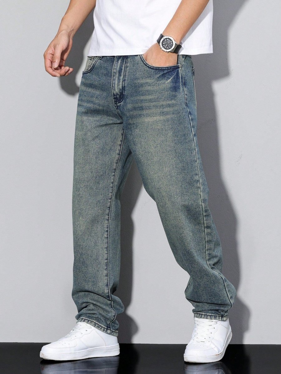 Men Jeans | Relaxed Fit with Straight Leg and Belt Loops