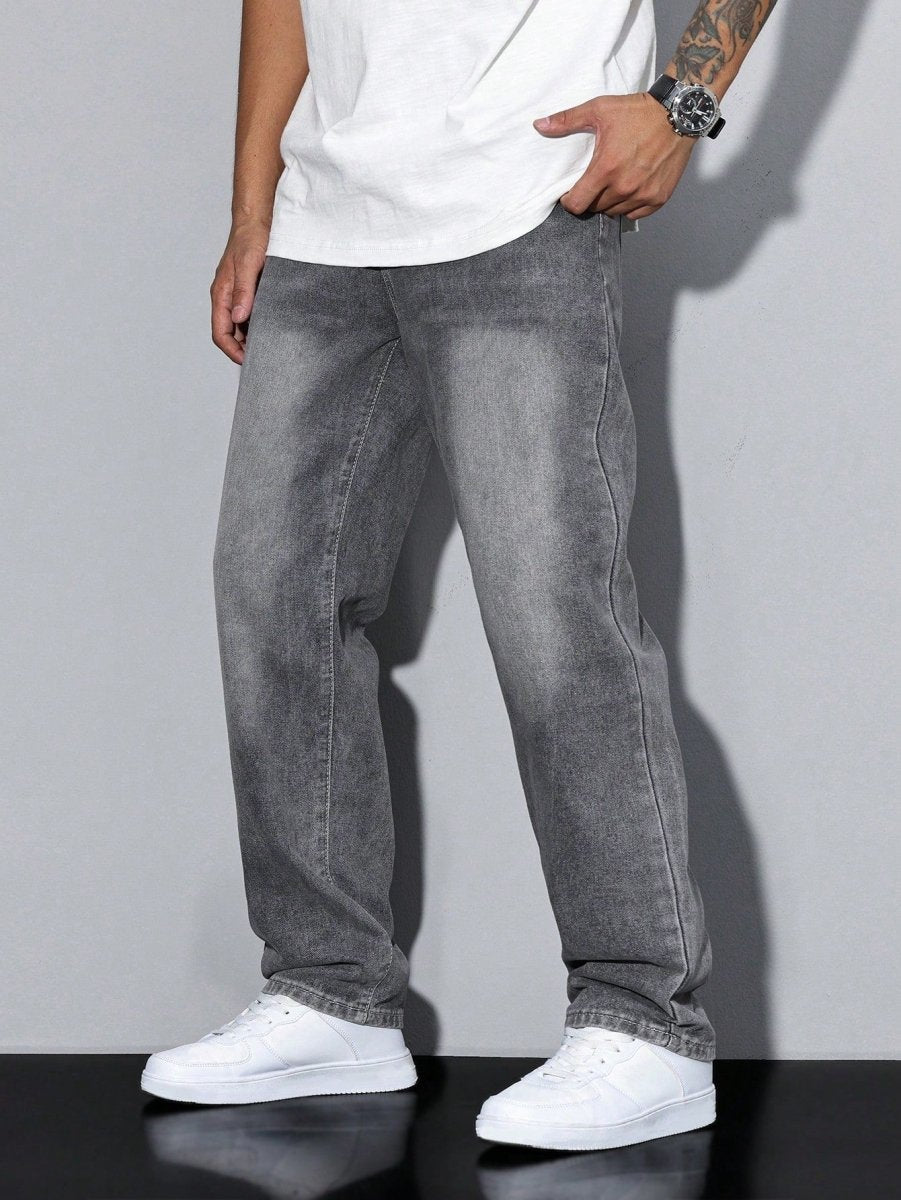Men Jeans | Relaxed Fit with Straight Leg and Belt Loops