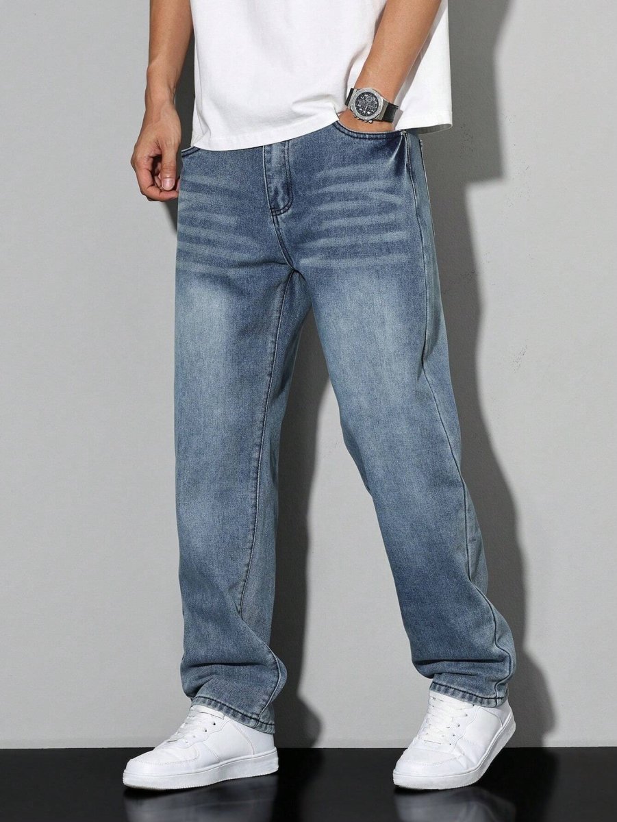 Men Jeans | Relaxed Fit with Straight Leg and Belt Loops