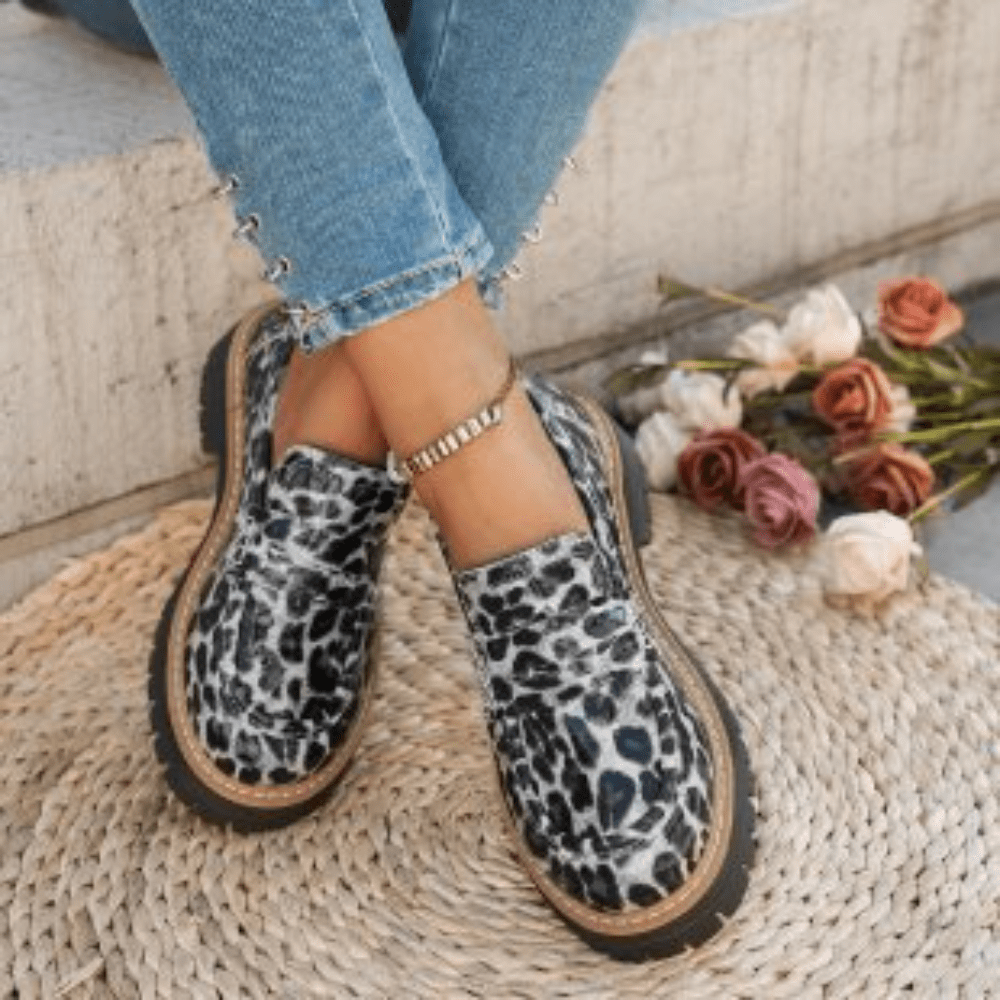 Women Loafers Slip - On Thick Tread Sole Design - Evergreen Outfits - Women Loafers
